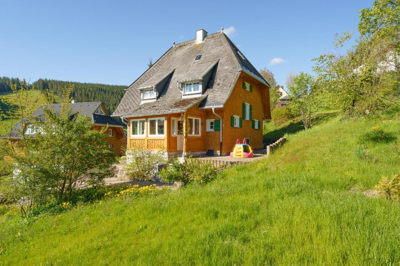 Hotel Schlehdorn เฟลด์แบร์ก ภายนอก รูปภาพ