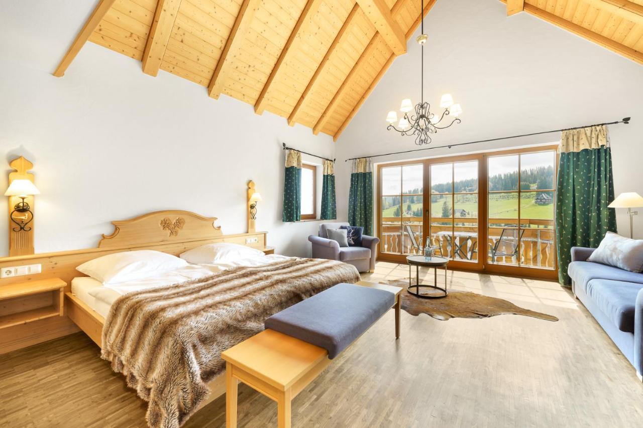Hotel Schlehdorn เฟลด์แบร์ก ภายนอก รูปภาพ