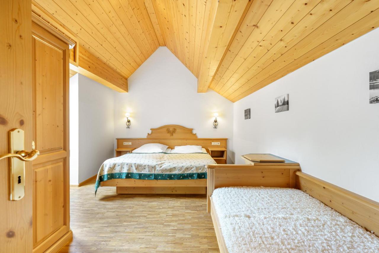 Hotel Schlehdorn เฟลด์แบร์ก ภายนอก รูปภาพ