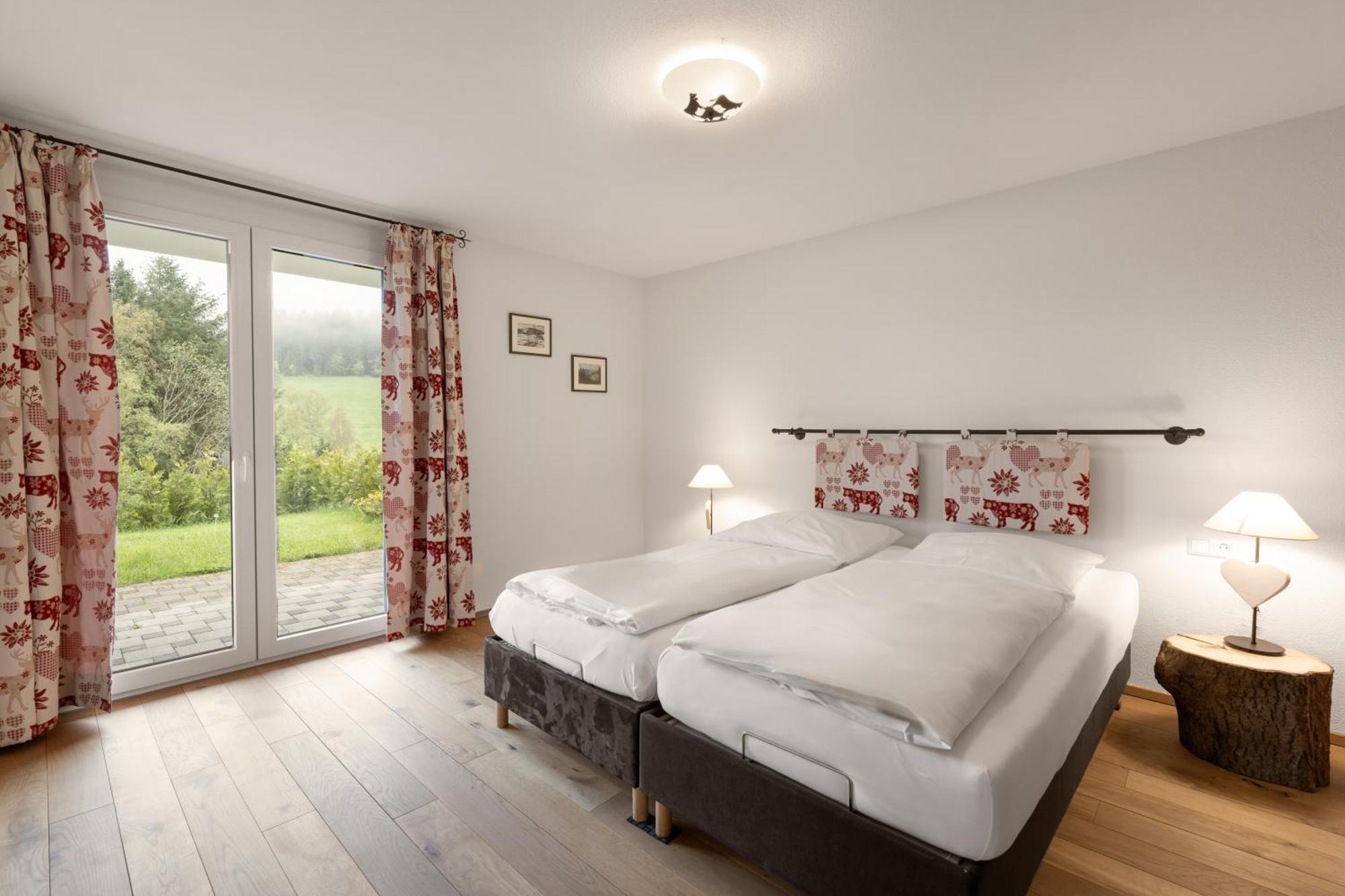 Hotel Schlehdorn เฟลด์แบร์ก ภายนอก รูปภาพ